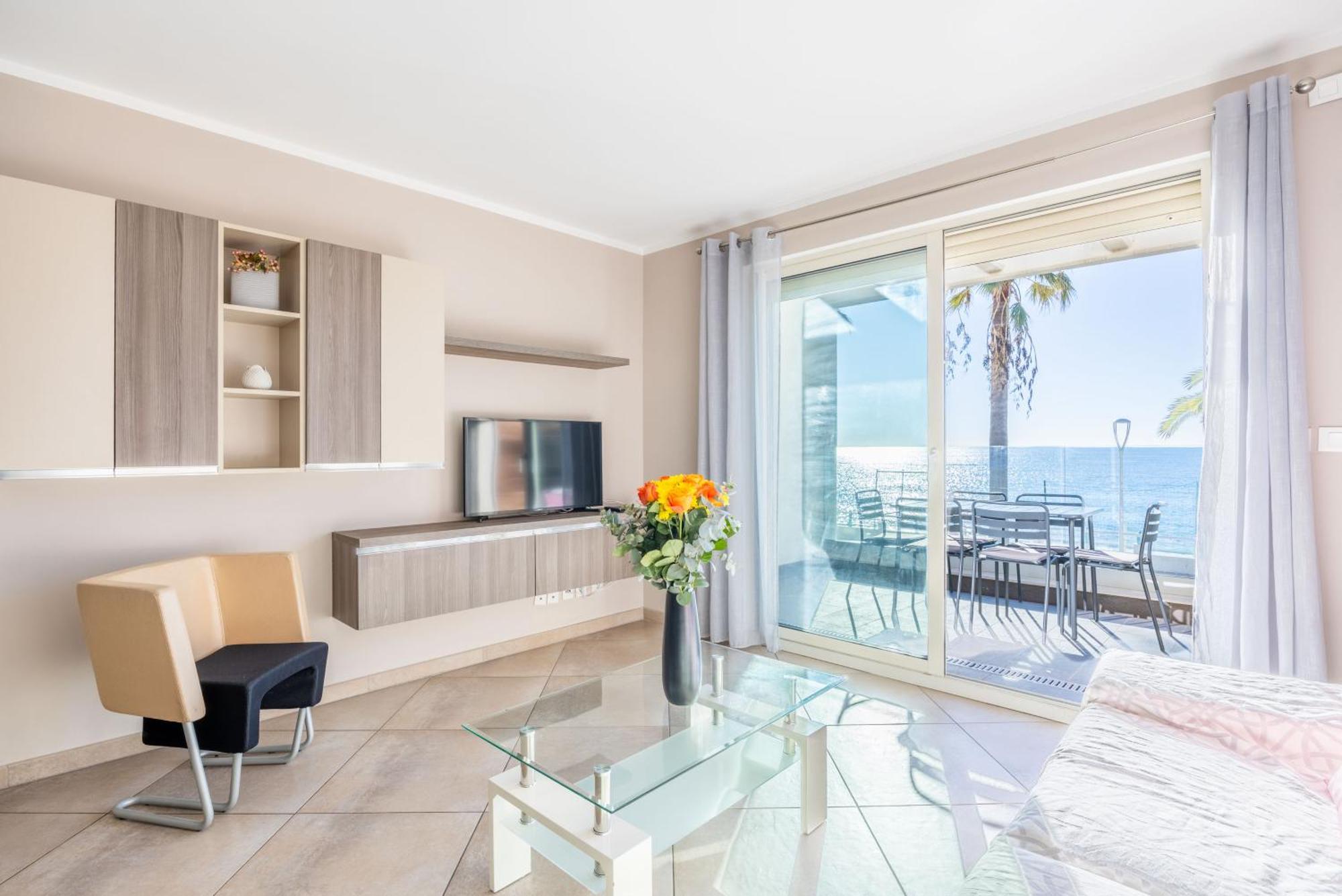 Le Midi 8 By Estates Cannes Ngoại thất bức ảnh